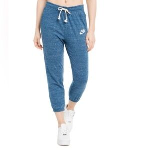 Nike Gym Vintage Cropped Sweatpants M